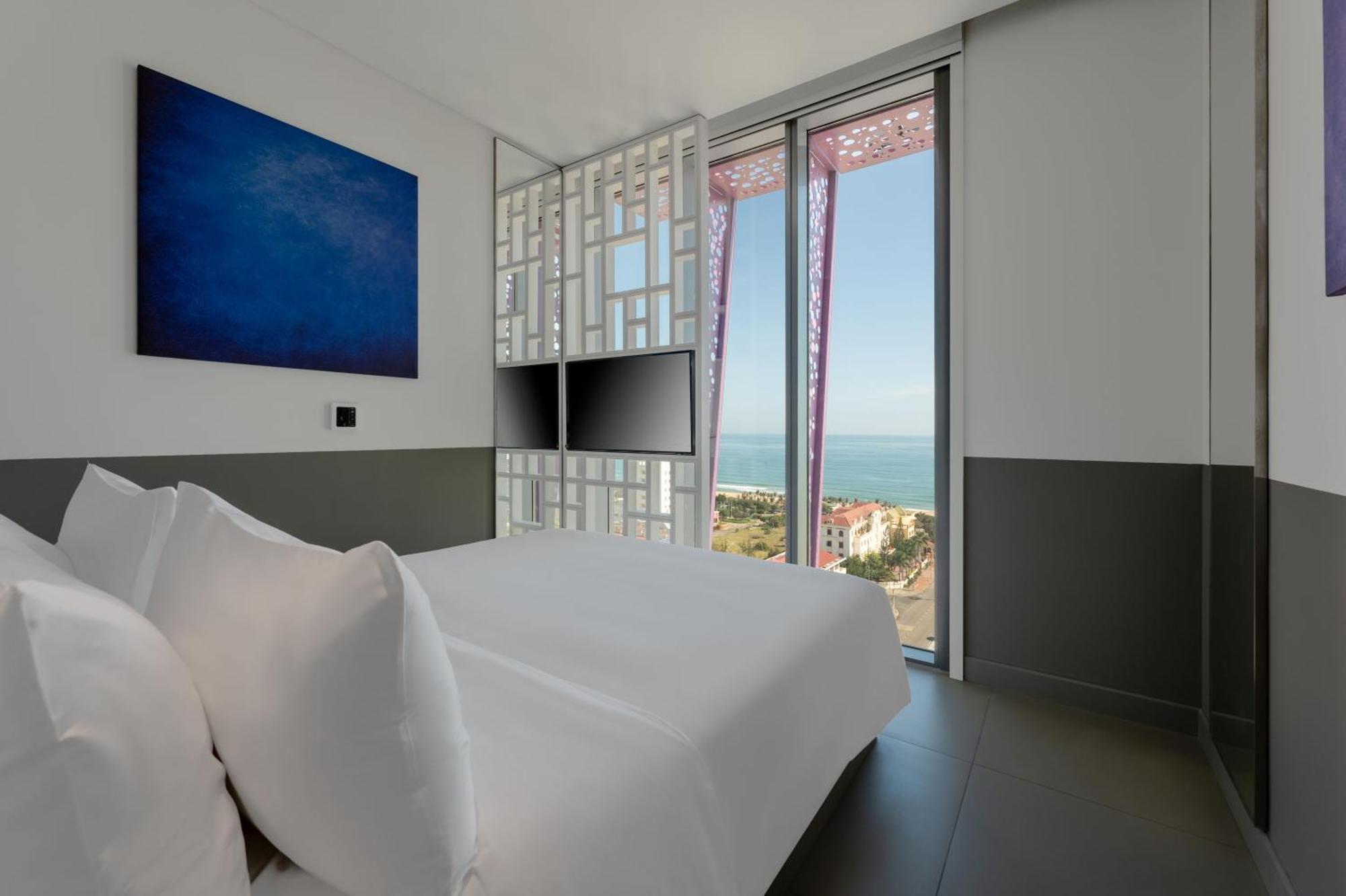 Wink Hotel Tuy Hoa Beach - 24Hrs Stay & Rooftop Pool Bar Екстер'єр фото