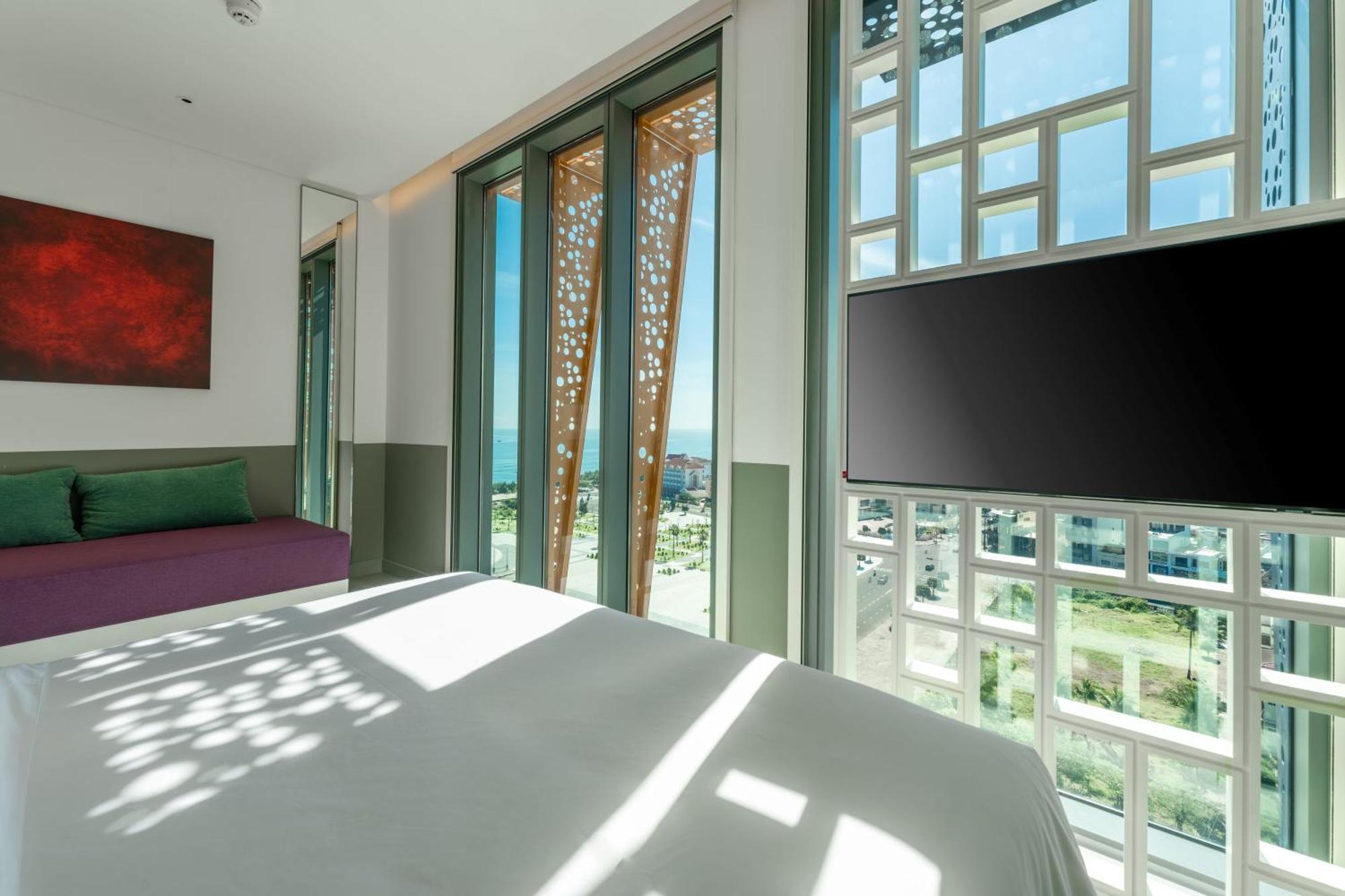 Wink Hotel Tuy Hoa Beach - 24Hrs Stay & Rooftop Pool Bar Екстер'єр фото