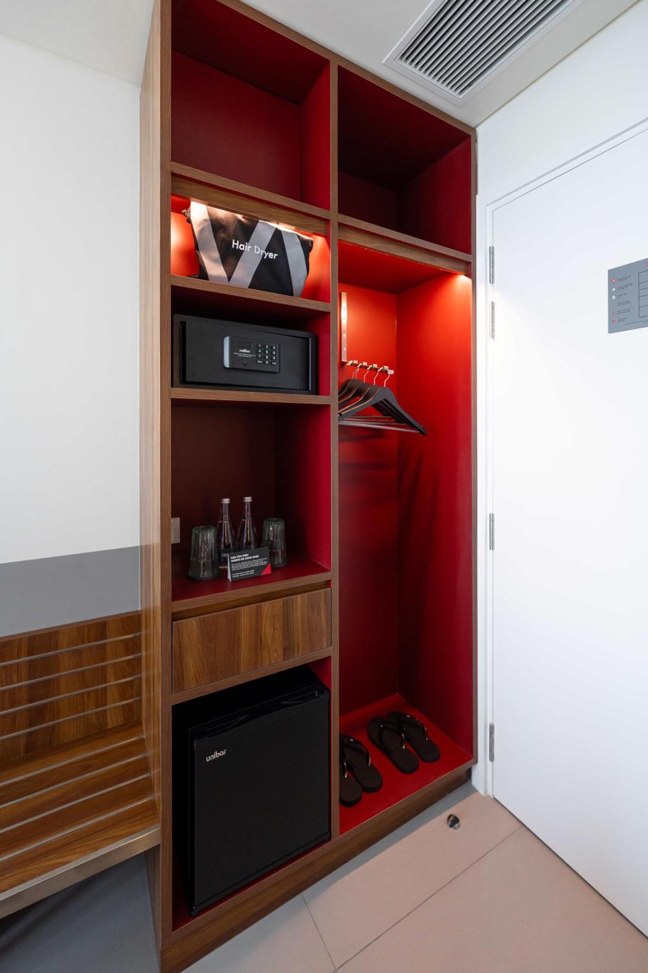 Wink Hotel Tuy Hoa Beach - 24Hrs Stay & Rooftop Pool Bar Екстер'єр фото